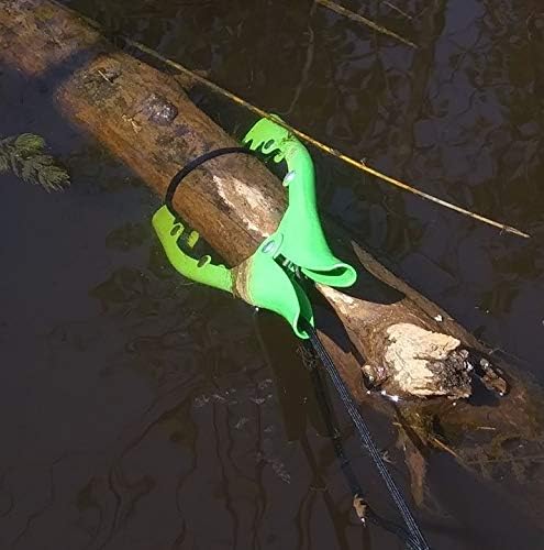 Revolutionize Your Outdoor Adventures with the Original Brush Gripper - Secure Your Kayak, Canoe, or Boat Up to 22 Feet in Seconds!